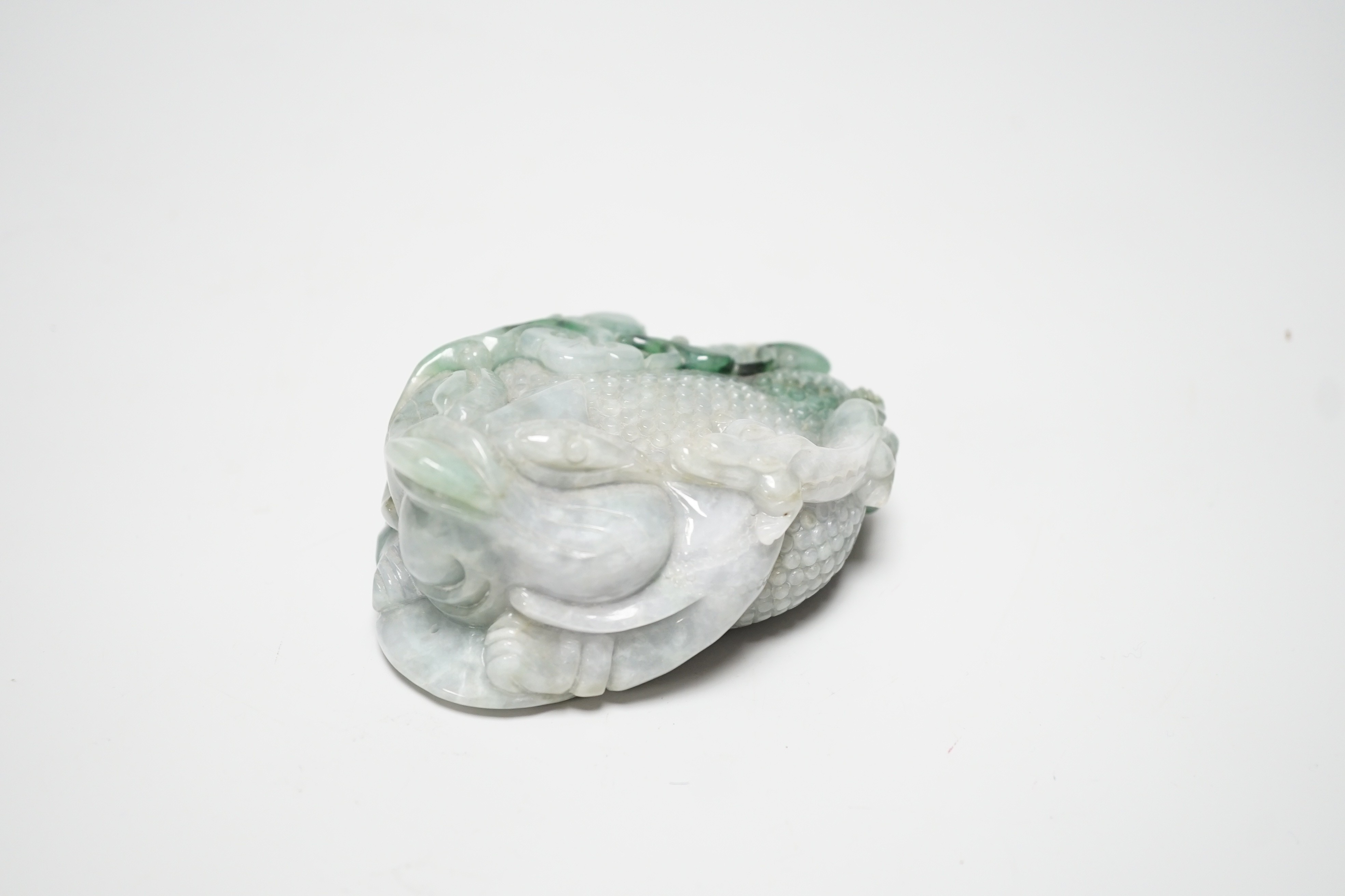 A Chinese jadeite carving of a toad, 10cm long